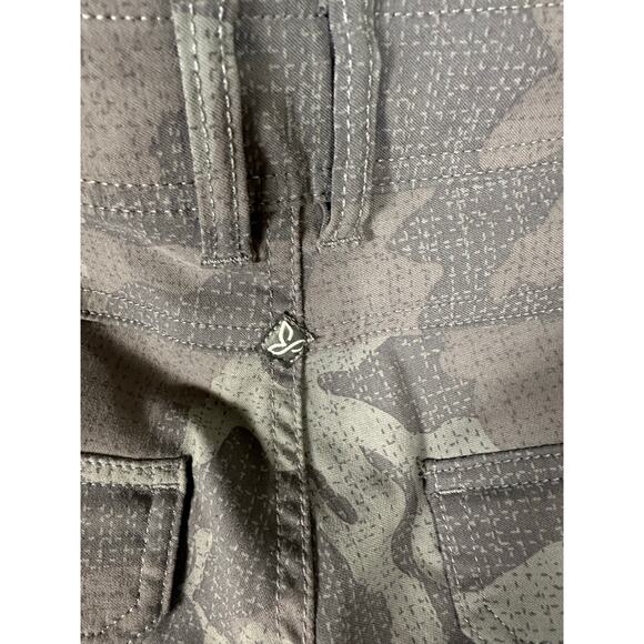 Prana women’s cargo pants gray camouflage roll tab packets outdoor gorpcore - Picture 5 of 16